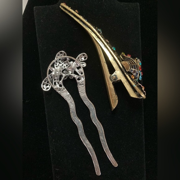 COPY - 2 pc bundle Butterfly dbl prong Hair Pin & Flower basket hair clip Stron… - Picture 7 of 12